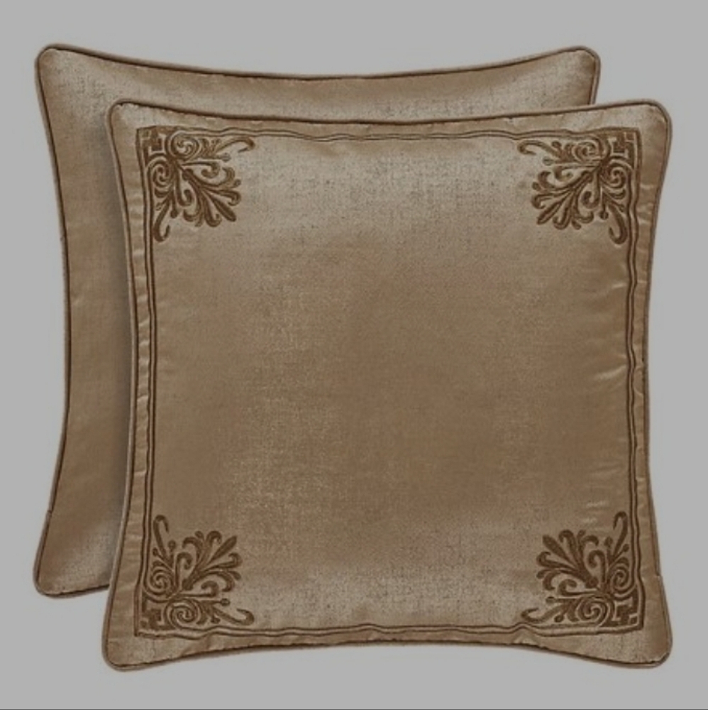 1 J. Queen NY European Pillow Sham Gold 26x26 Embroidered Euro